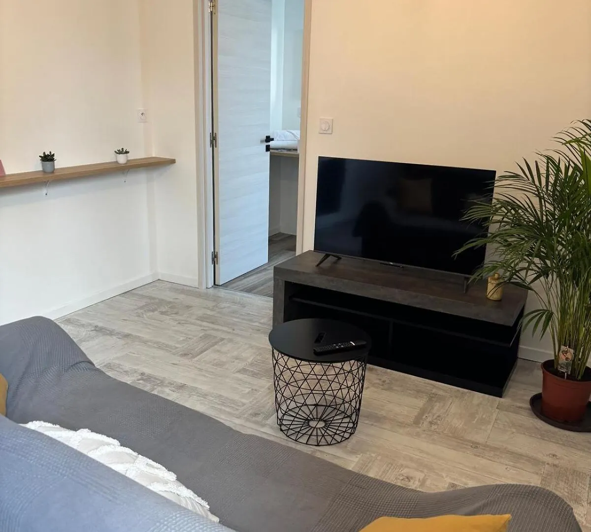 Apartment Centre-Ville Aubenas France